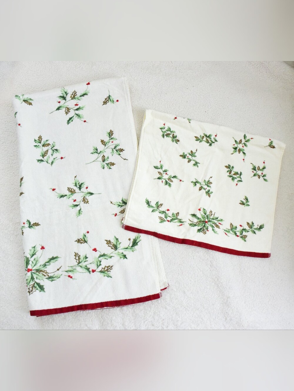 *Lenox* Christmas Holiday Bath & Hand Towel.